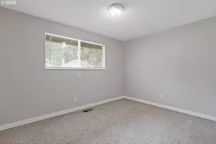 23 SE 205th Pl, Gresham, OR 97030 - Photo 11