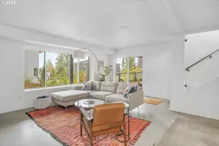 11504 NW Damascus St, Portland, OR 97229 - Photo 23