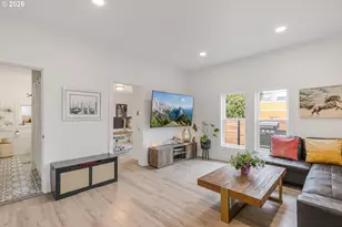 8007 N Hudson St, Portland, OR 97203 - Photo 13