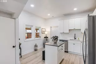 8007 N Hudson St, Portland, OR 97203 - Photo 7