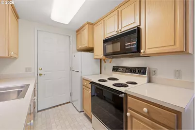 1715 NE 169th Ave, Portland, OR 97230 - Photo 27
