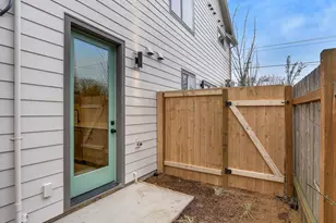 5869 NE Prescott St, Portland, OR 97218 - Photo 9
