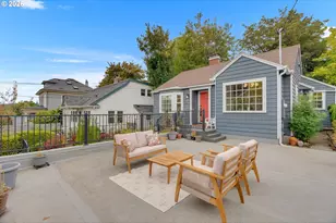 2455 SE Madison St, Portland, OR 97214 - Photo 33