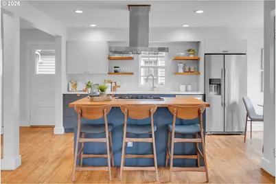 2455 SE Madison St, Portland, OR 97214 - Photo 7