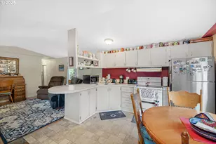 17655 Bluff Rd, Sandy, OR 97055 - Photo 13