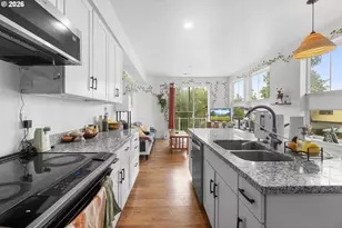 8780 SE Flavel St, Portland, OR 97266 - Photo 21