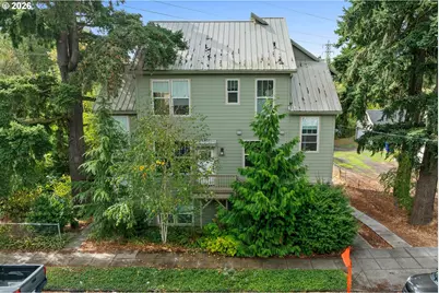 8780 SE Flavel St, Portland, OR 97266 - Photo 1