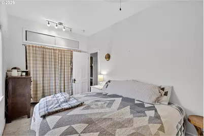 352 NE 21st St, Salem, OR 97301 - Photo 17