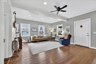 352 NE 21st St, Salem, OR 97301 - Photo 5