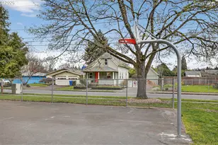 352 NE 21st St, Salem, OR 97301 - Photo 37