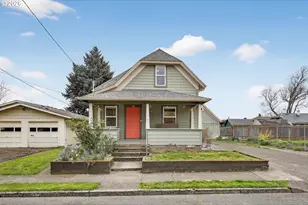 352 NE 21st St, Salem, OR 97301 - Photo 1