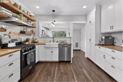 352 NE 21st St, Salem, OR 97301 - Photo 11