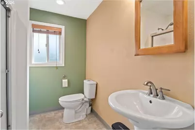 18191 S Highway 211, Molalla, OR 97038 - Photo 15