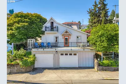 817 Exchange St, Astoria, OR 97103 - Photo 1