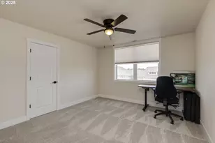 1779 SE Academy St, Dallas, OR 97338 - Photo 17