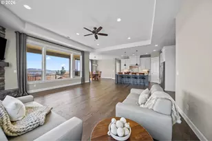 12541 SE Hadeed Dr, Happy Valley, OR 97086 - Photo 9