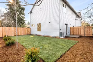 9560 N Buchanan Ave, Portland, OR 97203 - Photo 13