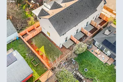 9560 N Buchanan Ave, Portland, OR 97203 - Photo 15