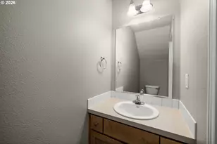 11885 SE Pine St, Portland, OR 97216 - Photo 11
