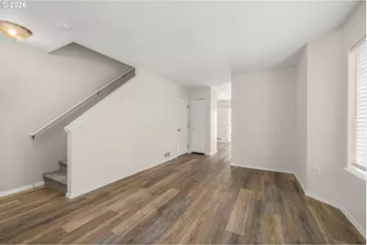 11885 SE Pine St, Portland, OR 97216 - Photo 5