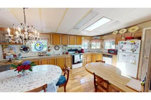 95010 Greggs Creek Rd, Gold Beach, OR 97444 - Photo 9