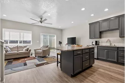 585 Baker St, Baker City, OR 97814 - Photo 13