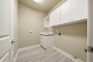 2246 St Moritz Loop, West Linn, OR 97068 - Photo 33