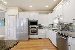 2246 St Moritz Loop, West Linn, OR 97068 - Photo 13