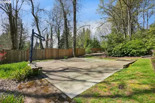 4135 SW Parkview Ave, Portland, OR 97225 - Photo 39