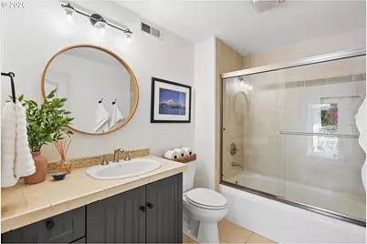 4135 SW Parkview Ave, Portland, OR 97225 - Photo 27