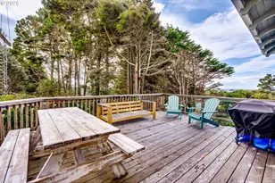 1610 NE 13th St, Lincoln City, OR 97367 - Photo 29