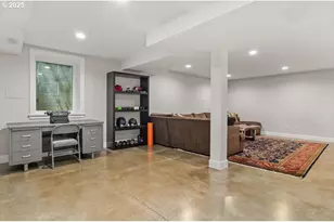 2505 SW Hillcrest Dr, Portland, OR 97201 - Photo 31