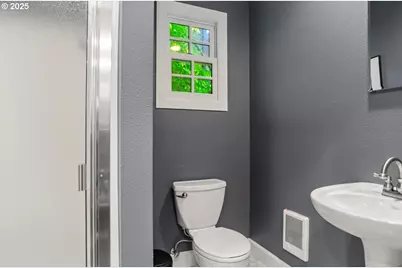 2505 SW Hillcrest Dr, Portland, OR 97201 - Photo 39