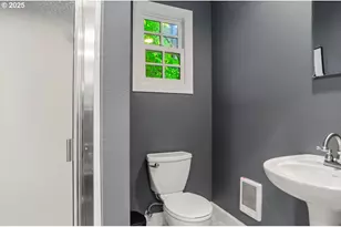 2505 SW Hillcrest Dr, Portland, OR 97201 - Photo 39