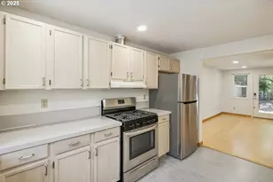 4367 SW 94th Ave, Portland, OR 97225 - Photo 7