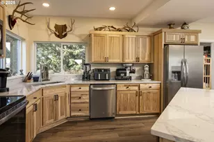 19800 SW Briedwell Rd, McMinnville, OR 97128 - Photo 9