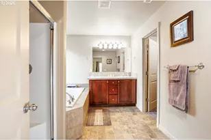 4201 N Pioneer Canyon Dr, Ridgefield, WA 98642 - Photo 23