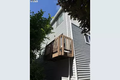 217 NE 146th Ave #4, Portland, OR 97230 - Photo 3