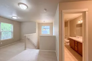 1724 SW Willowview Terrace, Beaverton, OR 97003 - Photo 5