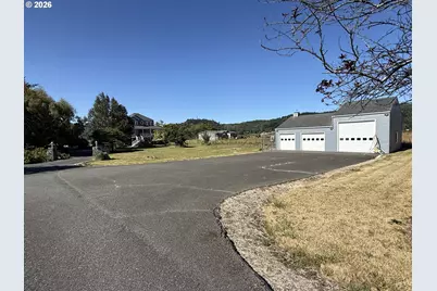 95570 N Bank Rogue River Rd, Gold Beach, OR 97444 - Photo 5