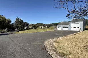95570 N Bank Rogue River Rd, Gold Beach, OR 97444 - Photo 5