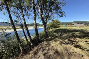 95570 N Bank Rogue River Rd, Gold Beach, OR 97444 - Photo 15