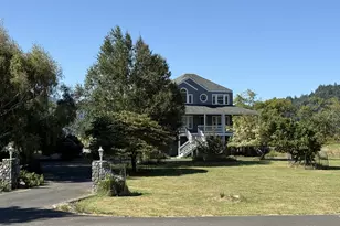 95570 N Bank Rogue River Rd, Gold Beach, OR 97444 - Photo 9