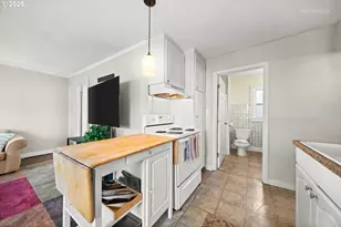 22986 SW Main St, Sherwood, OR 97140 - Photo 15