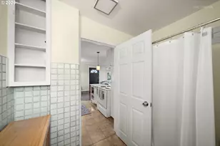 22986 SW Main St, Sherwood, OR 97140 - Photo 25