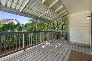15037 NE Siskiyou Ct, Portland, OR 97230 - Photo 25