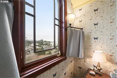 930 NW Highland Dr, Waldport, OR 97394 - Photo 39