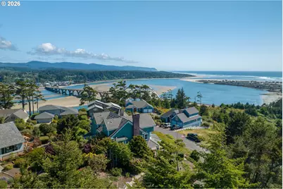 930 NW Highland Dr, Waldport, OR 97394 - Photo 9