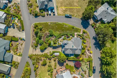 930 NW Highland Dr, Waldport, OR 97394 - Photo 3