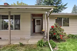 217 SE 79th Ave, Portland, OR 97215 - Photo 3